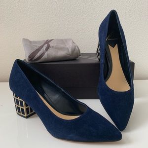 B Brian Atwood Heels Navy Suede Sz 7